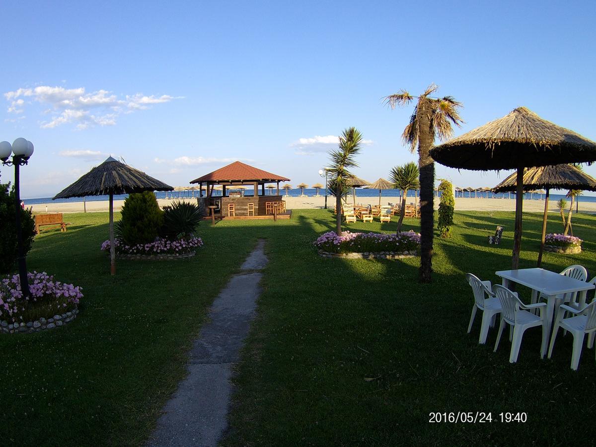 Hotel Akrogiali Коринос Экстерьер фото